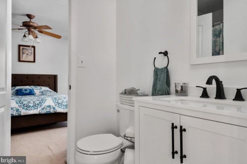 1176 Spruce Ave, Shady Side MD 20764-9562 exterior