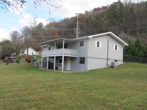 144 Laurel St, Andrews, NC 28901-8053