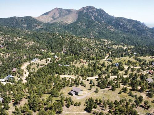 395 Cougar Dr, Boulder CO  80302-9521 exterior