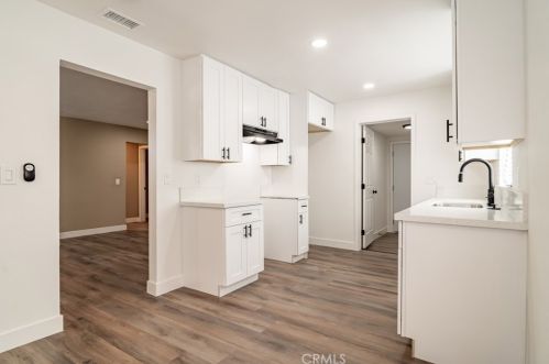 5036 Rutile St, Riverside CA  92509-3593 exterior