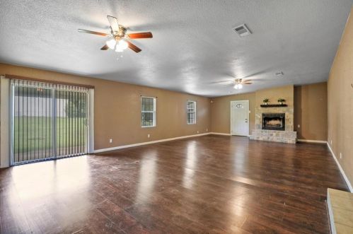 6232 Tenderfoot Trl, Fort Worth TX  76135-9253 exterior