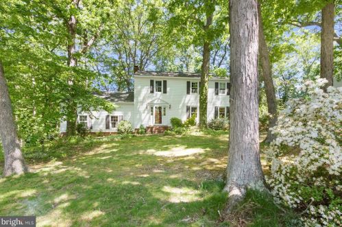 4015 Duke Of Glouster St, Fredericksburg, VA 22407-4851