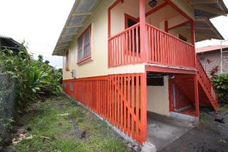 82 Hoku St, Hilo, HI 96720-3826