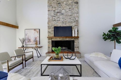 608 Brookhaven Trl, Austin TX  78746-5455 exterior
