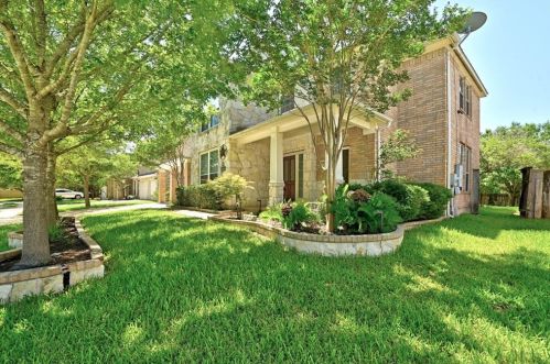 13604 Branch Light Ln, Webberville, TX 78653-3867