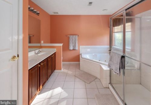 584 Windsong Dr, Aberdeen MD  21001-1835 exterior