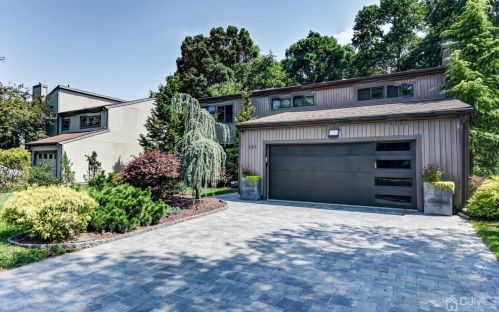 171 Hidden Ct, Old Bridge, NJ 08857-1946