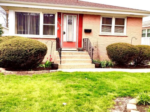 4808 Overhill Ave, Chicago, IL 60706-3306