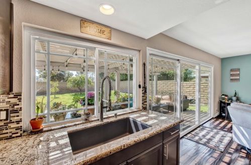 6236 Woodsboro Ave, Anaheim CA  92807-2347 exterior