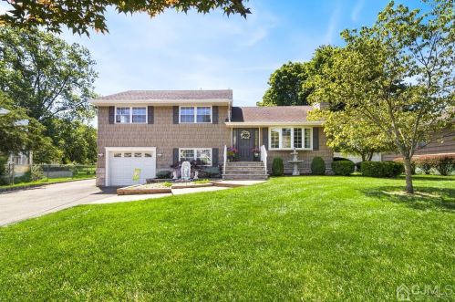 393 Metlars Ln, Piscataway, NJ 08854-5150