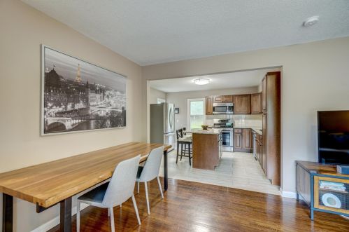 684 Eldridge Ave, Saint Paul MN  55113-6412 exterior