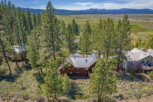 397 Skidder Trl, Truckee, CA 96161-3932