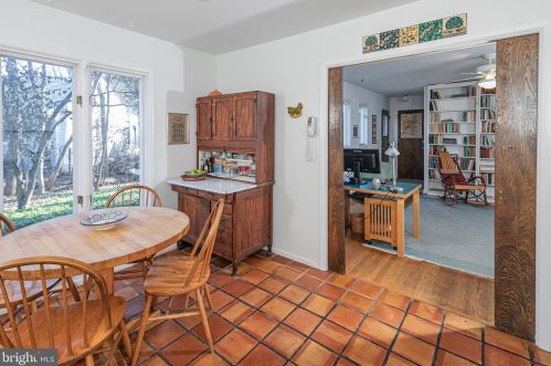 103 Linwood Cir, Princeton NJ  08540-3625 exterior