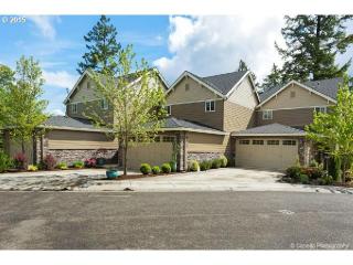 854 Shaker Pl, Portland, OR 97225-6151
