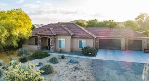 17537 Doran Dr, Springville, CA 93265-9386
