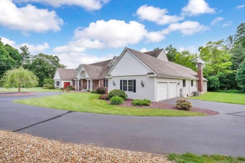 352 Billings Rd, Somers, CT 06071-2022