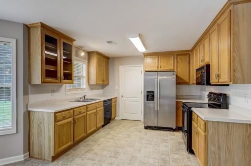 253 Whitney Ln, Mcdonough, GA 30253-7766