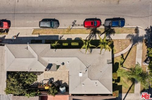 470 School St, Compton, CA 90220-2018