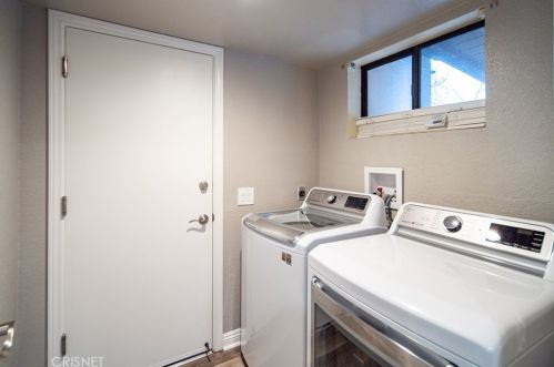 42320 La Gabriella Dr, Lancaster CA  93536-3568 exterior