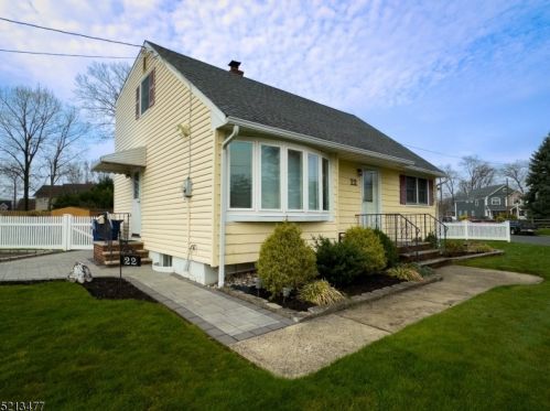 22 Fisher Pl, Clark, NJ 07066-3239