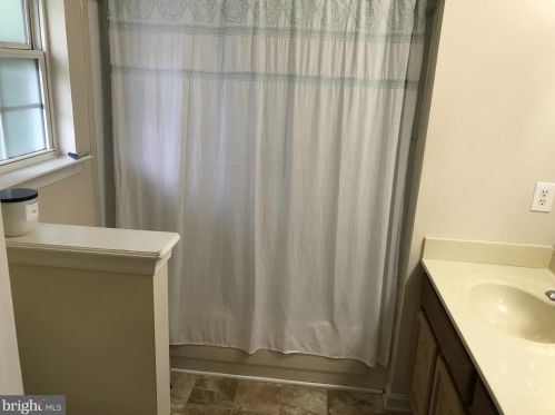 340 Woodland Grn Ct, Aberdeen MD  21001-2942 exterior