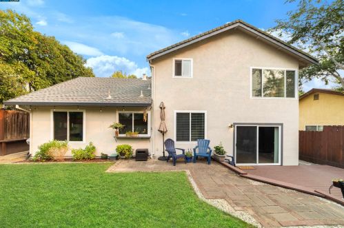 1341 Sussex Way, Concord CA  94521-3418 exterior