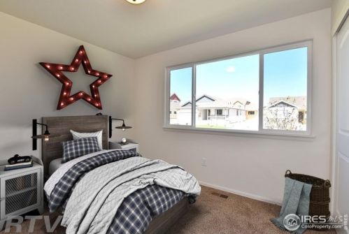 2630 Emerald St, Loveland CO 80537-2013 exterior