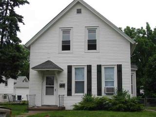 1544 Pleasant St, Davenport IA  52803-2458 exterior