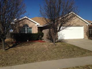 712 Bridle Trl, Fort Worth TX  76179-0918 exterior