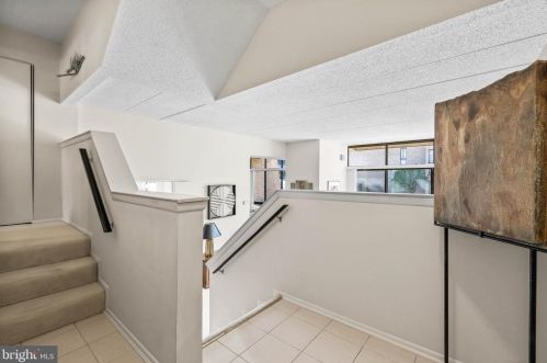 11616 Ivystone Ct, Herndon, VA 20191-2414