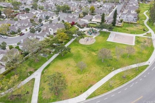 447 Deerfield Ave, Irvine CA  92606-7647 exterior