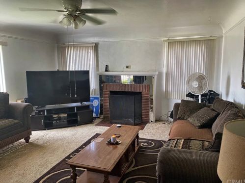 931 Kay St, Compton, CA 90221-1512