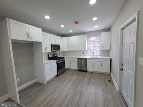 6445 17th St, Philadelphia PA  19126-3513 exterior