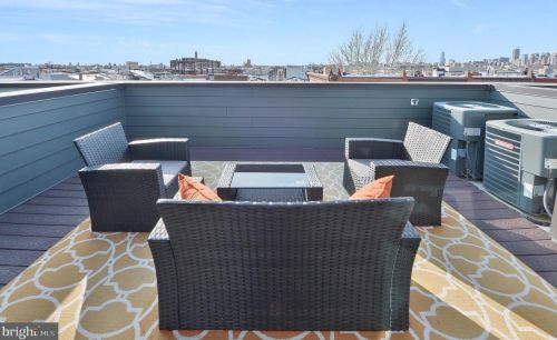 1431 5 St, Philadelphia PA 19147-0059 exterior