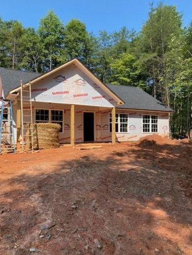 229 Fox Hollow Rd, Dahlonega, GA 30533-0065