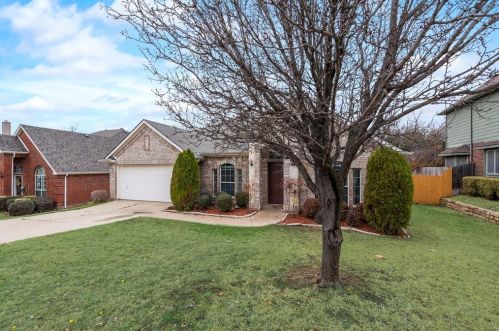 7909 Boylston Dr, Fort Worth TX  76137-4980 exterior