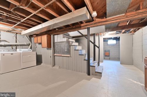 255 Hopkins Rd, Haddonfield NJ 08033-3062 exterior