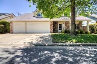 2513 Winsford Ln, Carmichael, CA 95608-5185