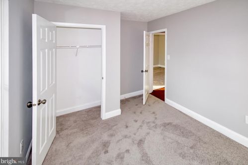 2808 Schubert Dr, Silver Spring MD 20904-6881 exterior