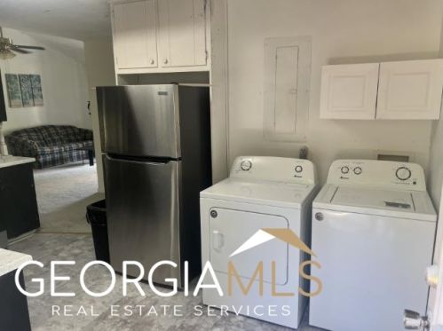 1740 Overlook Way, Conyers GA  30094-6255 exterior