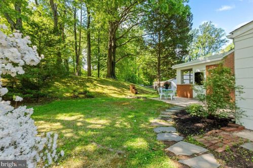 7417 Hastings St, Springfield VA  22150-4107 exterior