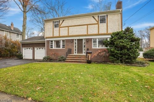 30 Henley Ave, Cranford, NJ 07016-1923
