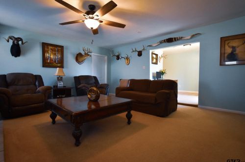 4303 Memorial Dr, Marshall TX 75672-5809 exterior