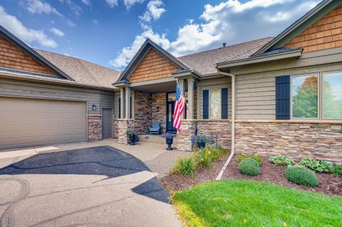 1580 Blackhawk Lake Dr, Saint Paul, MN 55122-1245