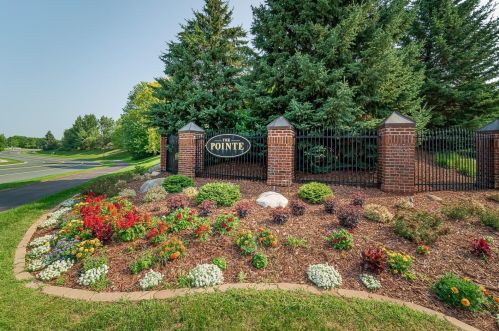 8650 Carriage Hill Ct, Prior Lake, MN 55378-2373