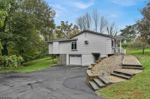 97 Brink Rd, Wantage, NJ 07461-3226