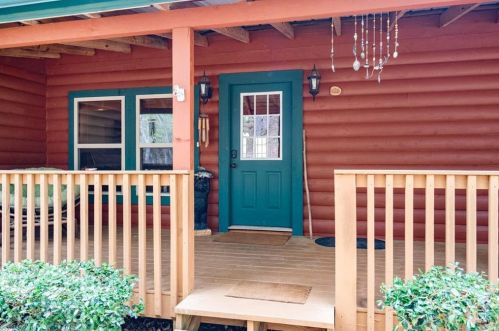 285 Julep Cir, Ellijay, GA 30540-6757