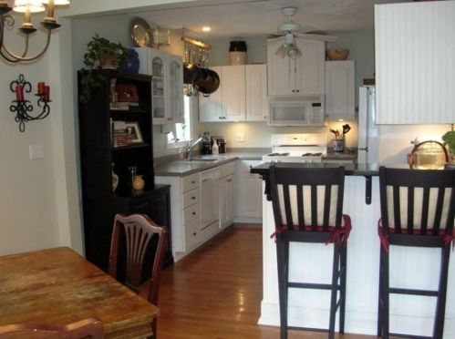 2715 Carlton Pl, Atlanta GA  30319-3623 exterior