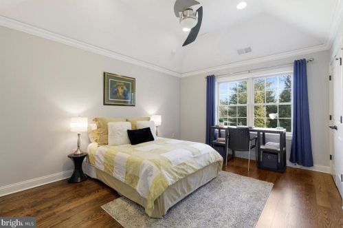 199 Snowden Ln, Princeton NJ 08540-3629 exterior