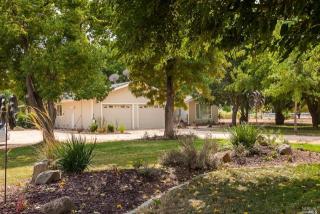 7850 Heather Ln, Vacaville, CA 95688-9613